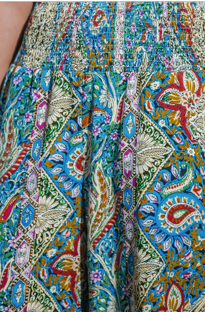 Paisley-Hose mit gesmokter Taille und schmal zulaufendem Bein cupshe